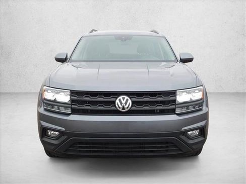Used 2019 Volkswagen Atlas SE w/ Towing Package image 2