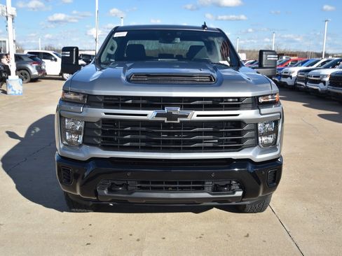 New 2026 Chevrolet Silverado 2500 Custom w/ Custom Value Package image 7