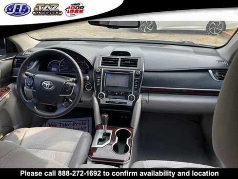 Used 2014 Toyota Camry XLE FWD image 16