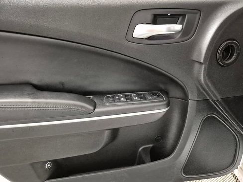 Used 2019 Dodge Charger Police w/ Street Appearance Group image 13