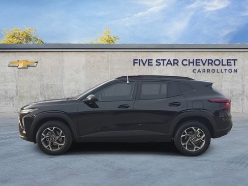 Used 2024 Chevrolet Trax LT image 5