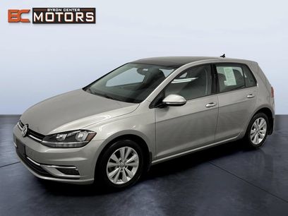 Used 2018 Volkswagen Golf SE