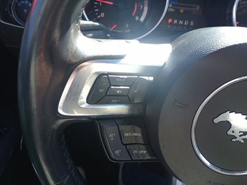 Used 2022 Ford Mustang Premium image 19