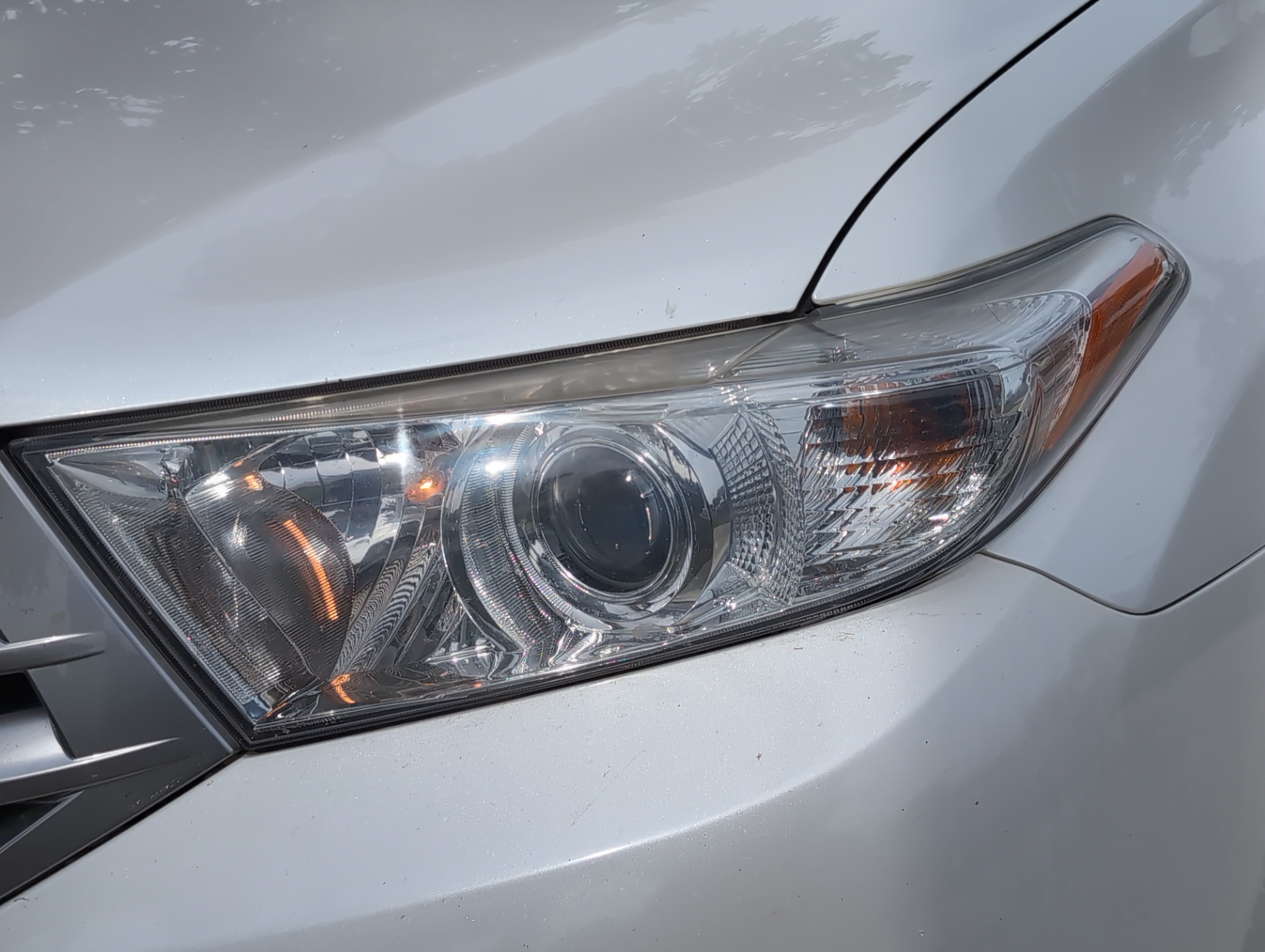 Used 2013 Toyota Highlander SE AWD/4WD image 6