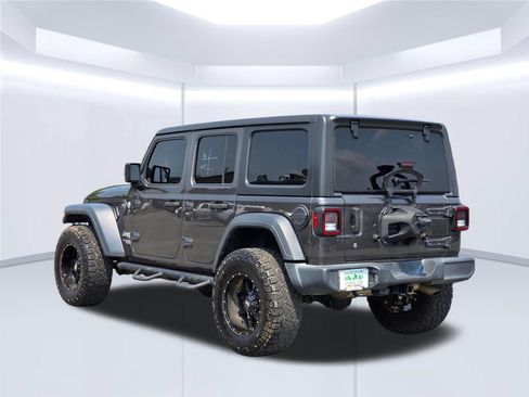 Used 2018 Jeep Wrangler Unlimited Sport S AWD/4WD image 15