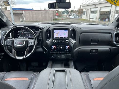Used 2022 GMC Sierra 2500 AT4 w/ AT4 Preferred Package image 11