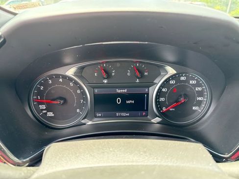 Used 2023 Chevrolet Equinox RS FWD image 15