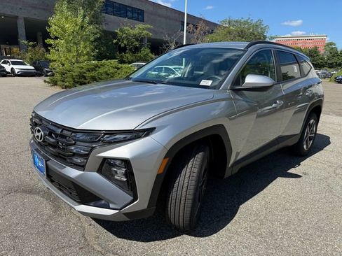New 2026 Hyundai Tucson SEL image 3