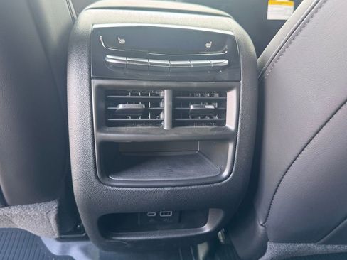 New 2026 Cadillac XT5 Premium Luxury w/ Driver Assist Package image 18