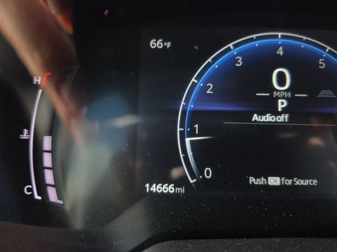 Used 2025 Toyota Corolla FX w/ Convenience Package FWD image 24