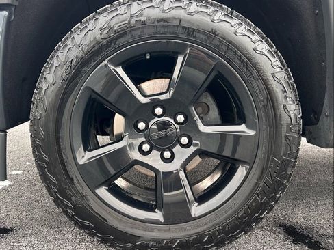 Used 2019 GMC Sierra 1500 Limited w/ Elevation Edition image 12