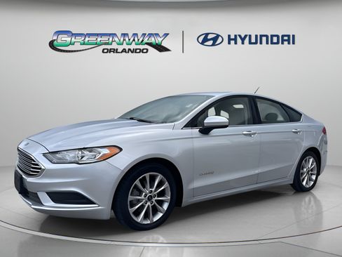 Used 2017 Ford Fusion S FWD image 1