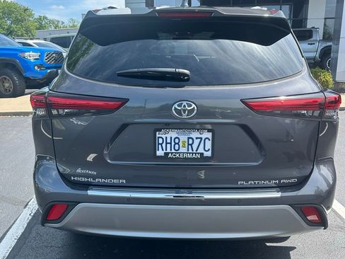 Used 2022 Toyota Highlander Platinum AWD/4WD image 10