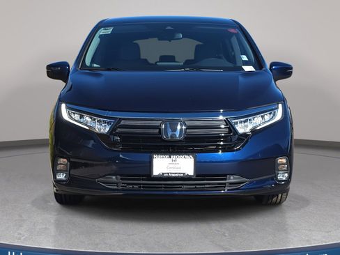 Certified 2024 Honda Odyssey EX image 3