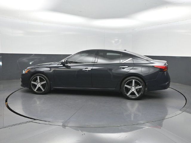 Used 2021 Nissan Altima 2.5 SL FWD image 3