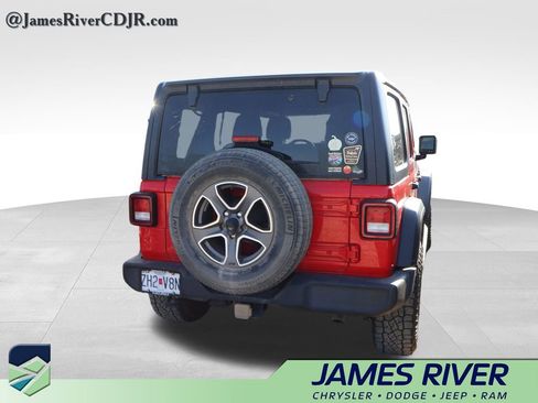 Used 2021 Jeep Wrangler Unlimited Sport image 15