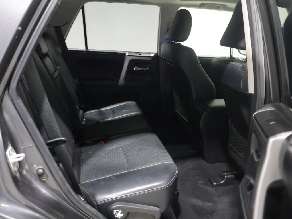 Used 2015 Toyota 4Runner Limited AWD/4WD image 20