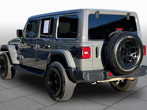 Used 2020 Jeep Wrangler Unlimited Sahara AWD/4WD image 12