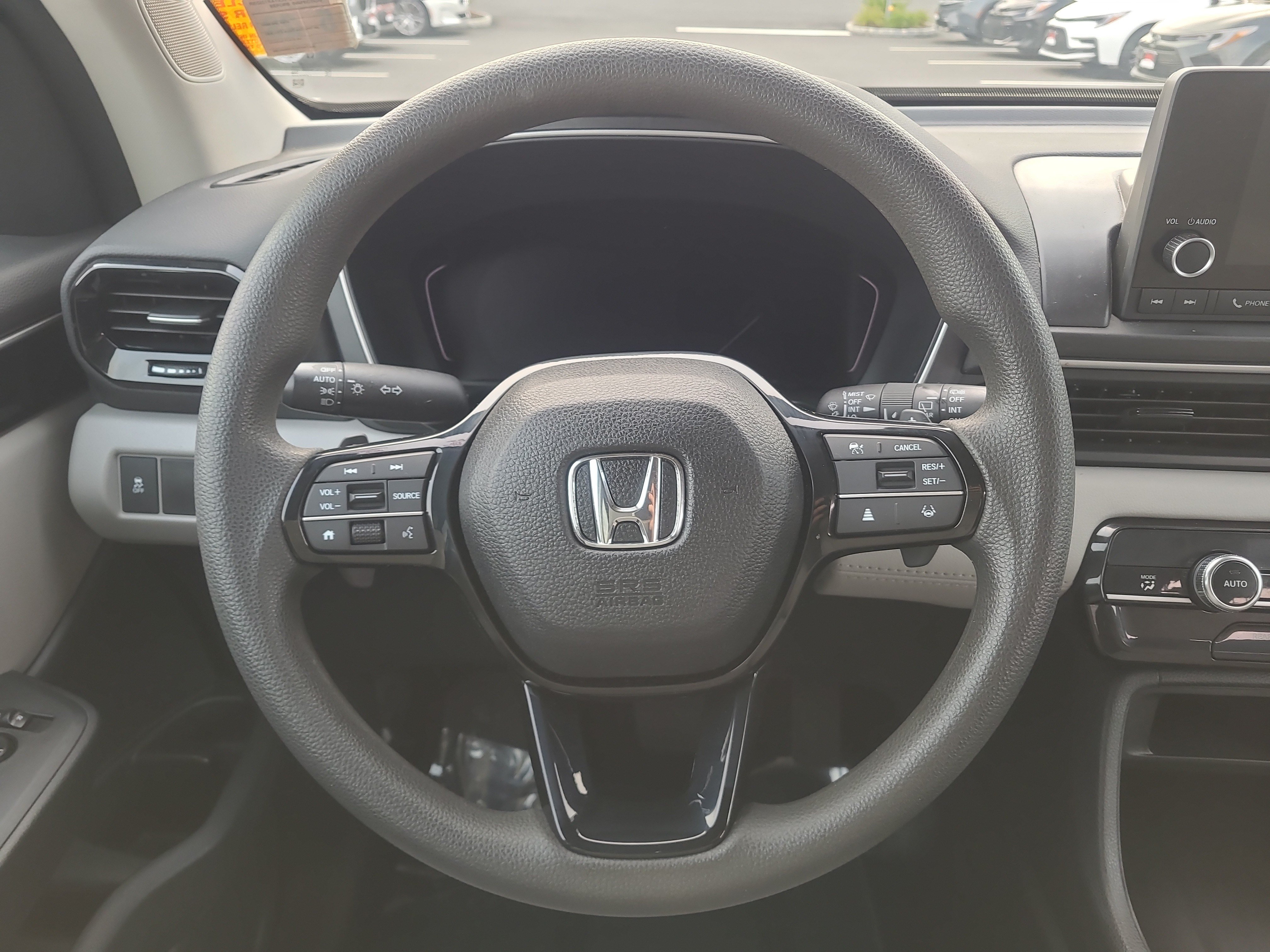 Used 2023 Honda Pilot LX image 21