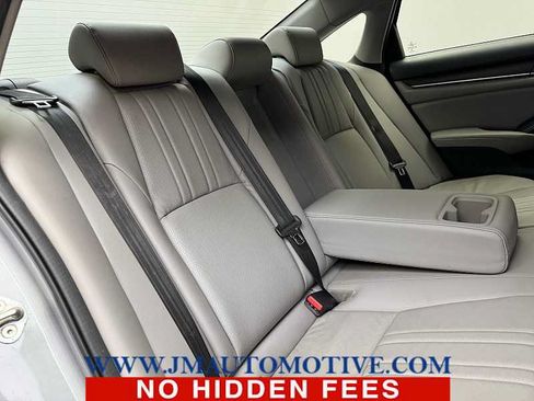 Used 2018 Honda Accord EX-L image 19