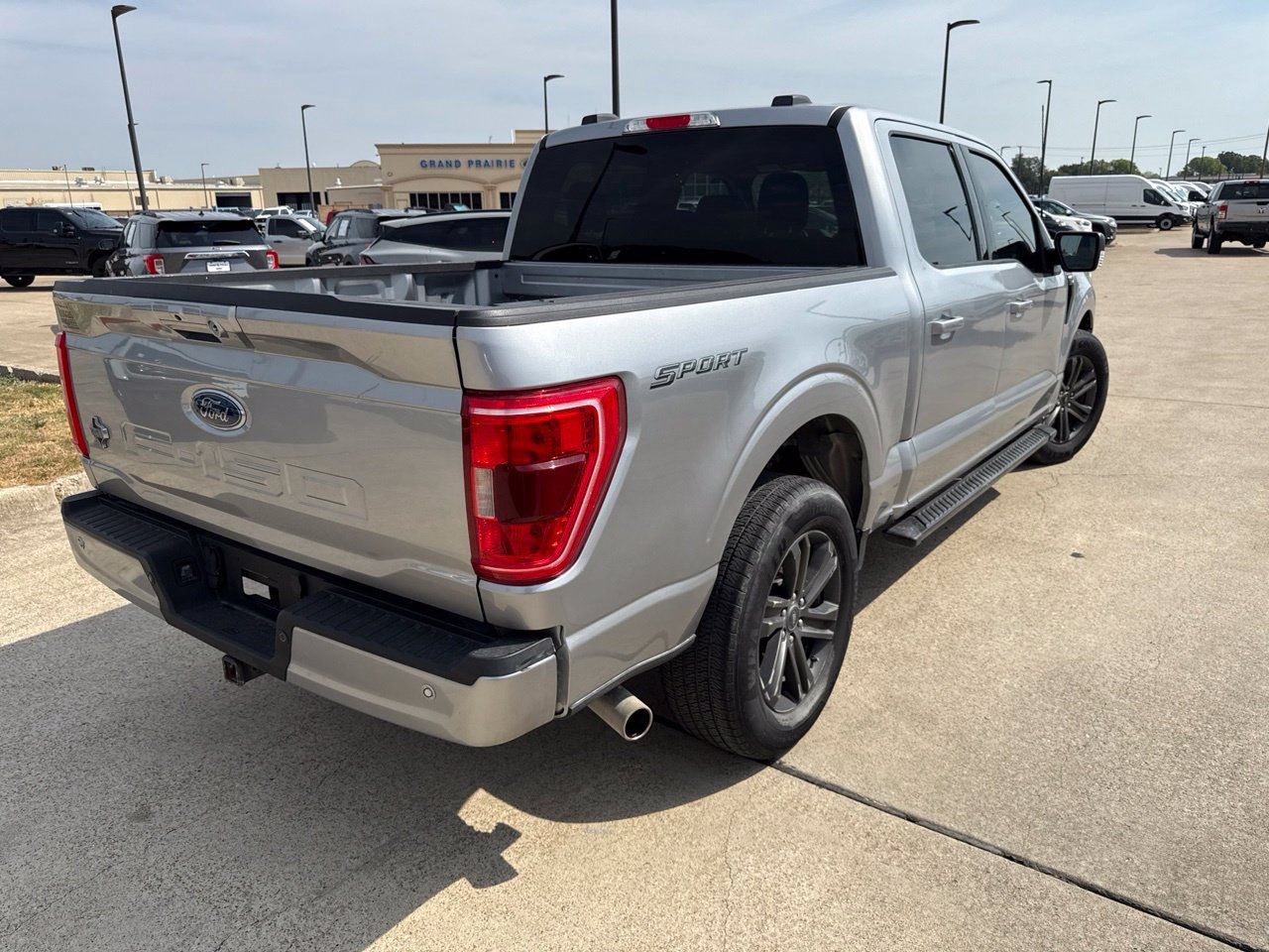 Used 2022 Ford F150 XLT w/ Equipment Group 302A High RWD image 10