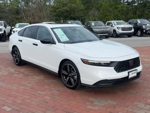 Certified 2024 Honda Accord Sport image 5