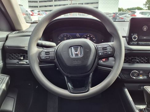 Certified 2025 Honda Accord LX image 12