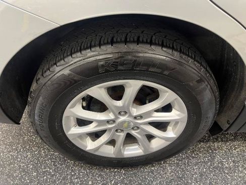 Used 2018 Chevrolet Equinox LT FWD image 40