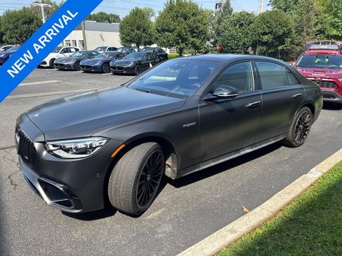 Used 2024 Mercedes-Benz S 63 AMG S w/ AMG Night Package image 5