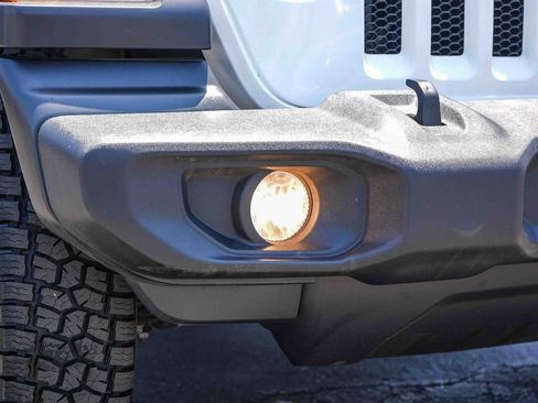 Used 2023 Jeep Wrangler Unlimited Sport AWD/4WD image 6