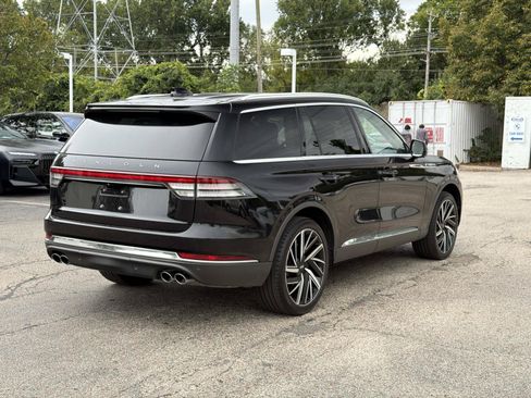 Used 2025 Lincoln Aviator Reserve w/ Equipment Group 201A AWD/4WD image 5