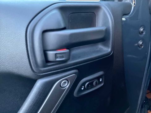 Used 2016 Jeep Wrangler Unlimited Sport w/ Quick Order Package 24S image 21