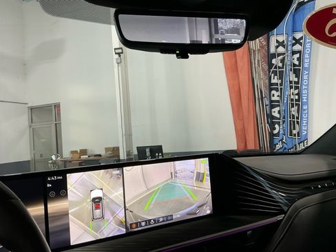 Used 2025 INFINITI QX80 Autograph image 10