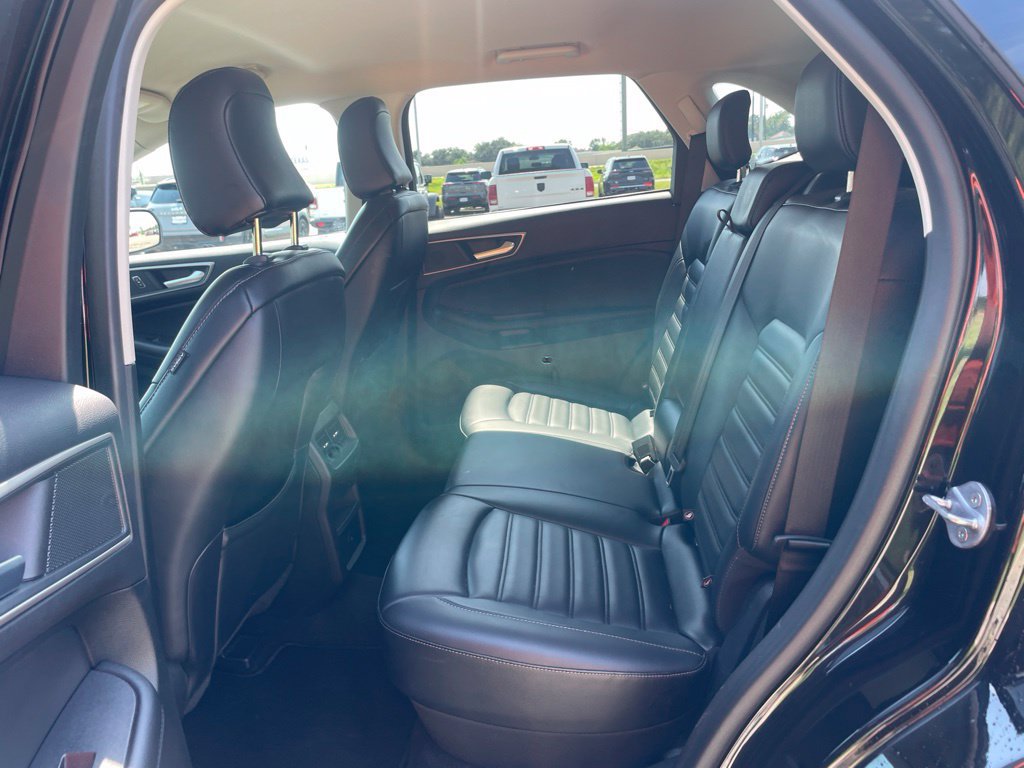 Used 2024 Ford Edge SEL AWD/4WD image 12