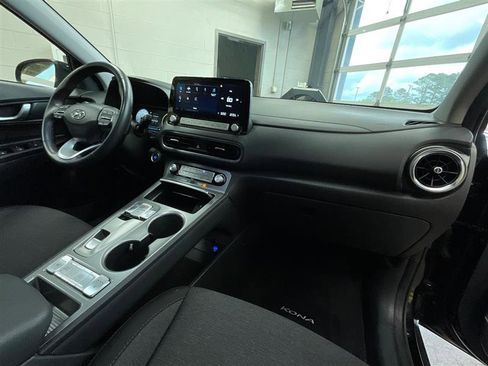 Used 2023 Hyundai Kona SEL FWD image 31