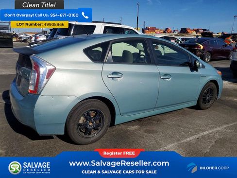 Used 2015 Toyota Prius Two image 4
