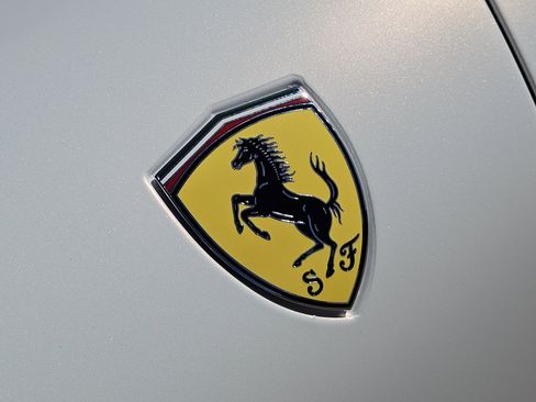 Used 2022 Ferrari Roma image 14