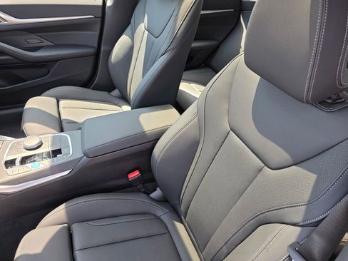 New 2026 BMW i4 xDrive40i image 9