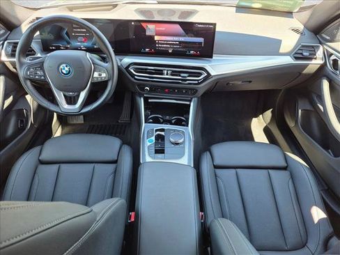Used 2023 BMW i4 eDrive35 RWD image 19