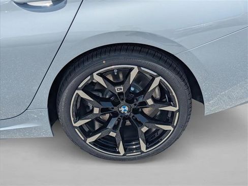 New 2026 BMW 330i Sedan RWD image 9