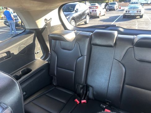 Used 2022 Kia Telluride SX w/ SX Prestige Package image 25