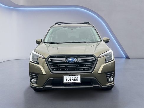 Certified 2023 Subaru Forester Limited image 8