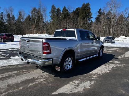 Used 2022 RAM 1500 Laramie AWD/4WD image 5