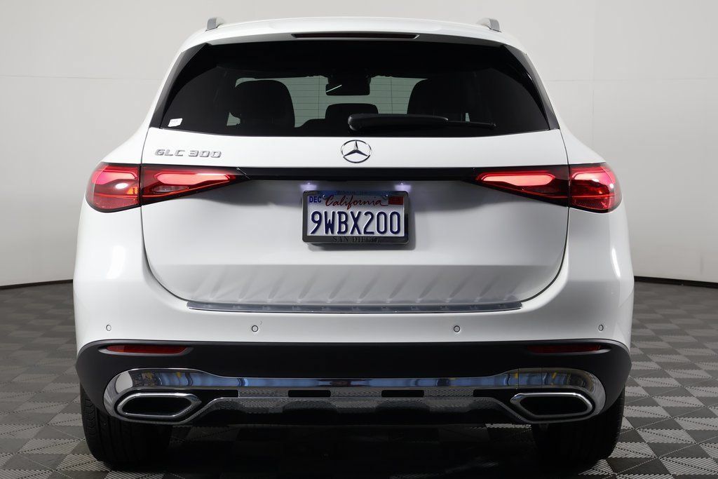 Certified 2026 Mercedes-Benz GLC 300 image 5