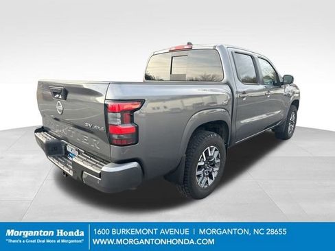 Used 2023 Nissan Frontier SV w/ SV Convenience Package image 9