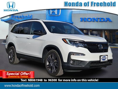 Used 2022 Honda Pilot Sport image 1