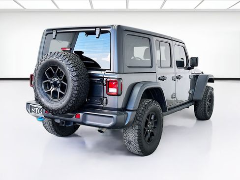 Used 2024 Jeep Wrangler Unlimited AWD/4WD image 4