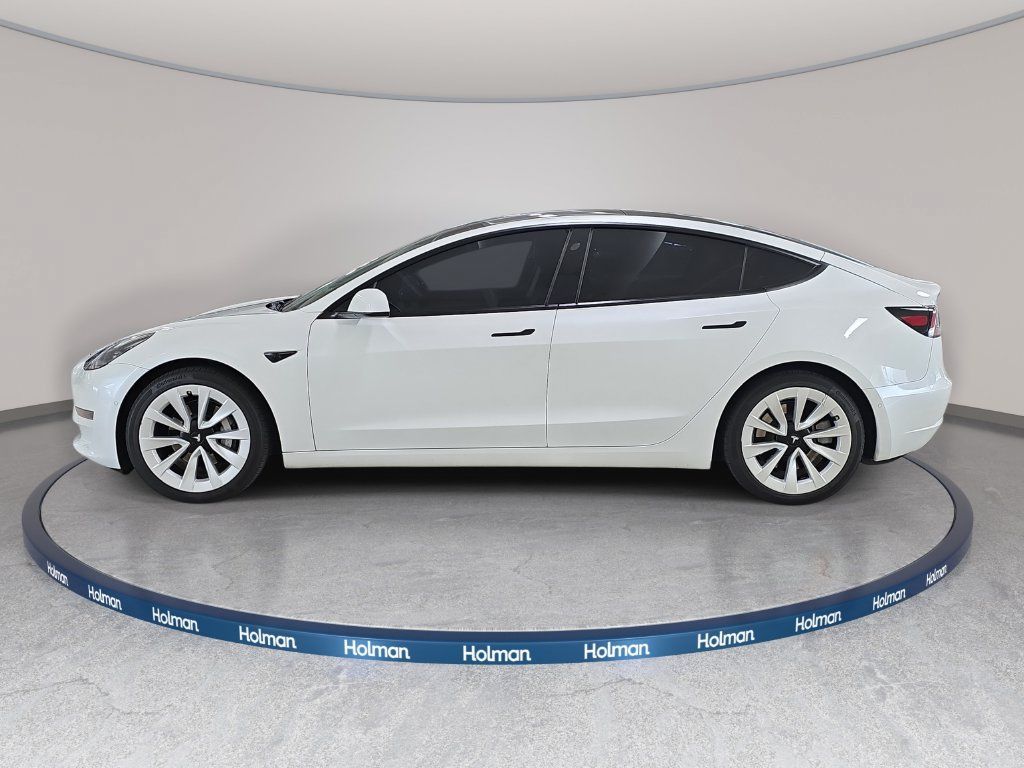 Used 2022 Tesla Model 3 Long Range AWD/4WD image 11