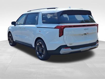 New 2026 Kia Carnival EX