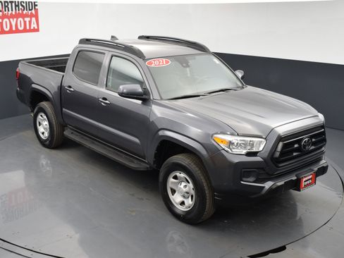 Used 2021 Toyota Tacoma SR image 23